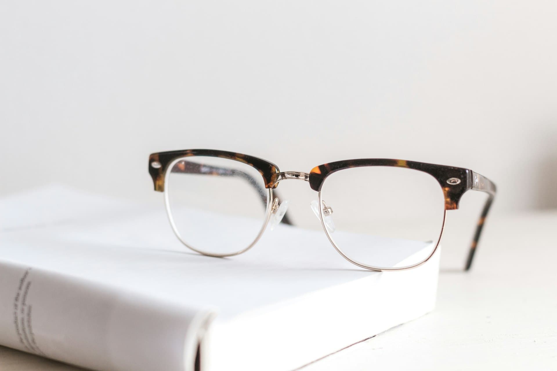 Classic eyeglass frames